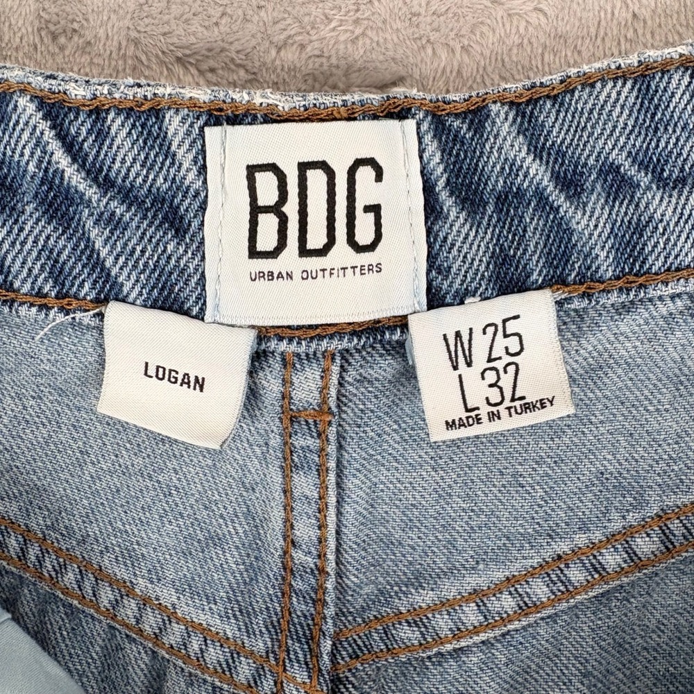 BDG Jeans Women 25 Fit 25x30.5 Logan Barrel Leg Cinch Back High Rise Distressed - Picture 12 of 16